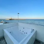 Approdo Di Venere Отель